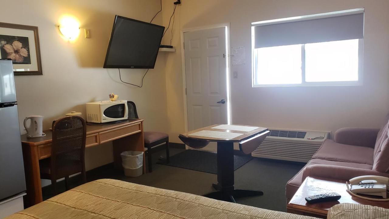 Calabogie Motor Inn Kültér fotó