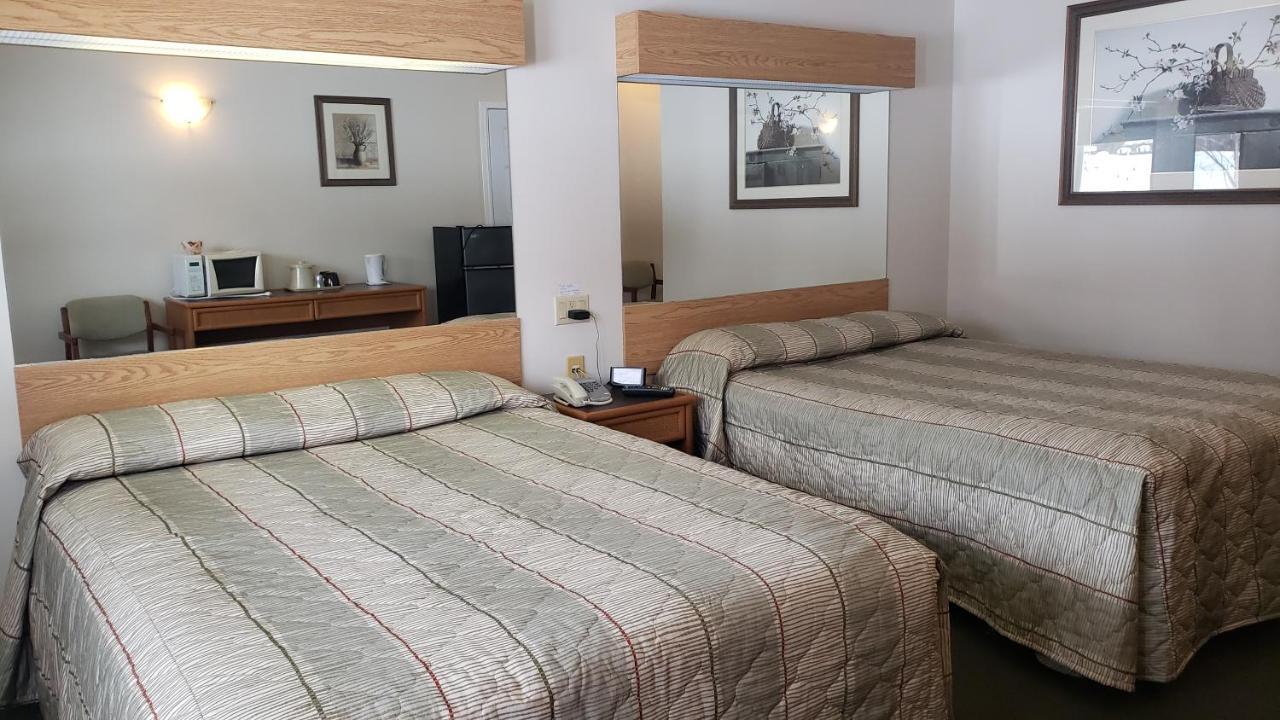 Calabogie Motor Inn Kültér fotó