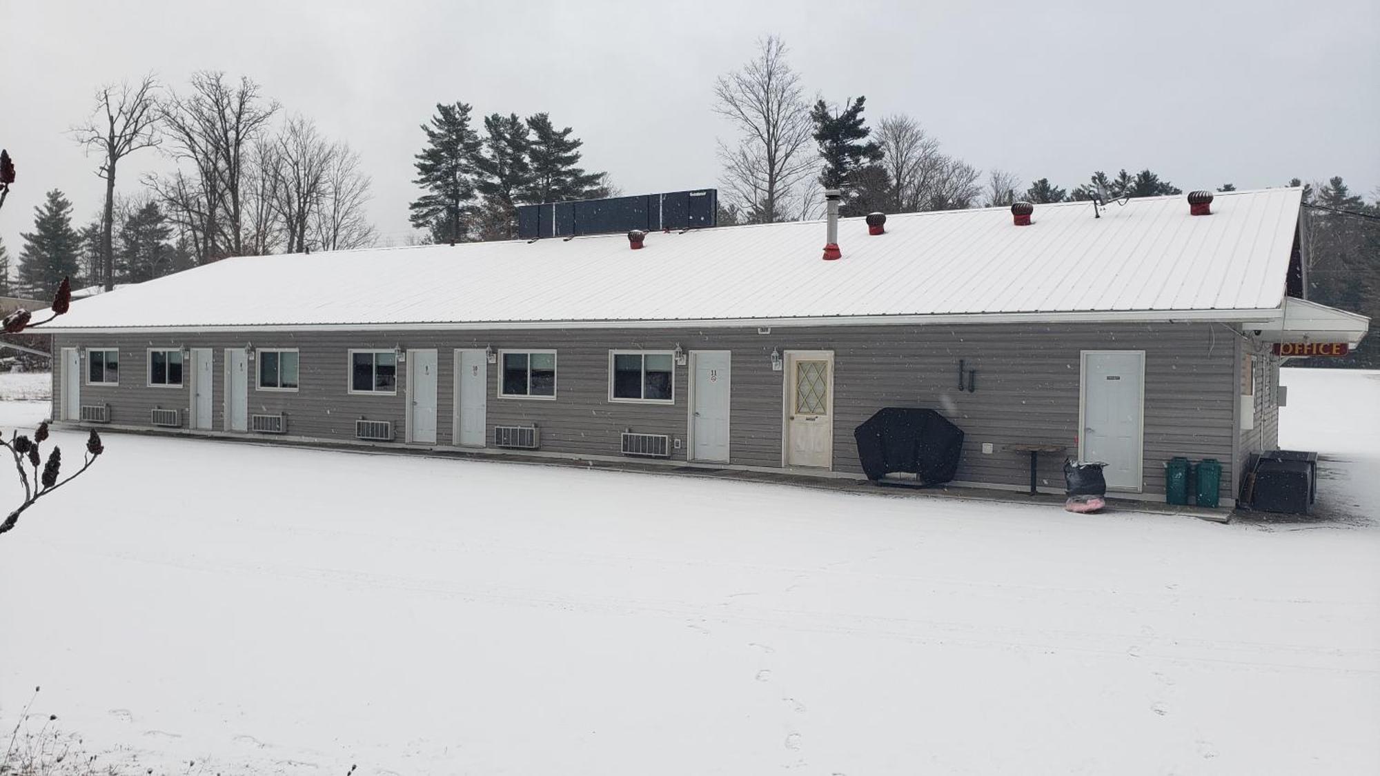 Calabogie Motor Inn Kültér fotó