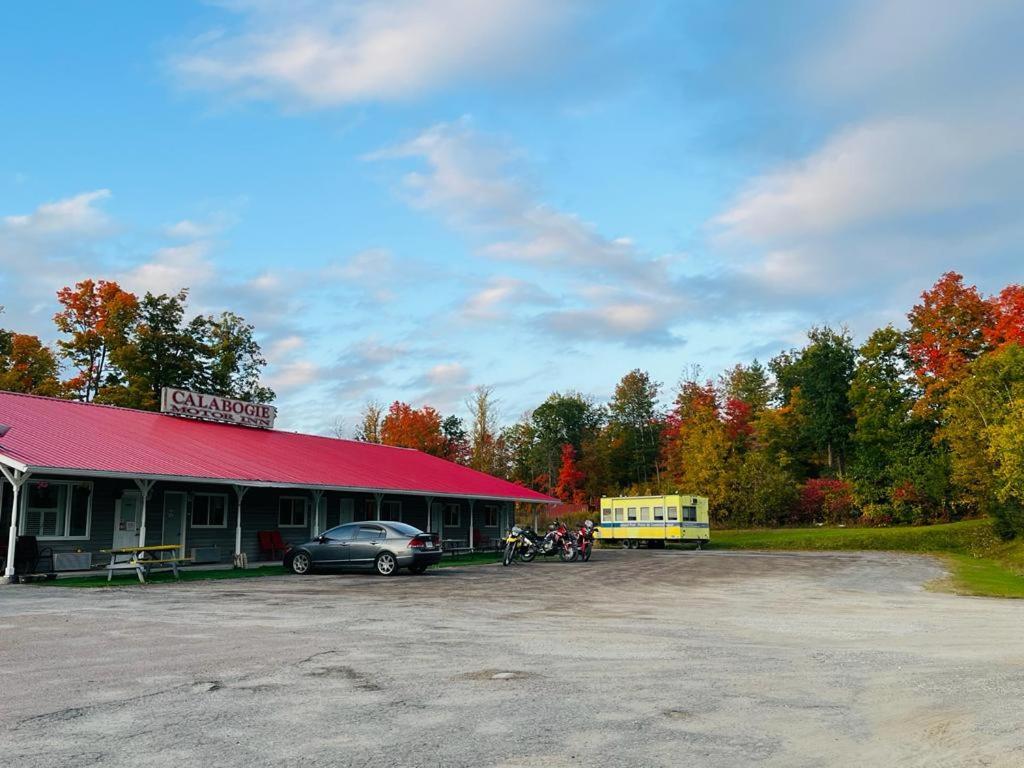 Calabogie Motor Inn Kültér fotó