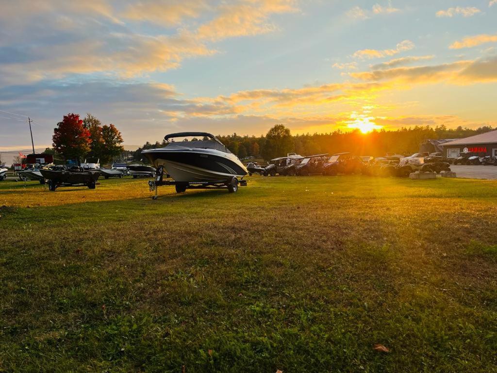 Calabogie Motor Inn Kültér fotó