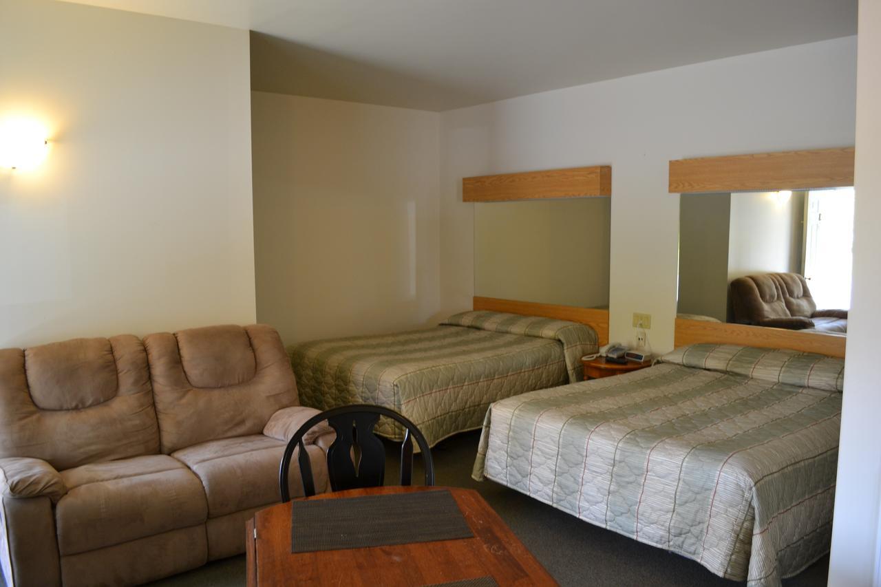 Calabogie Motor Inn Kültér fotó